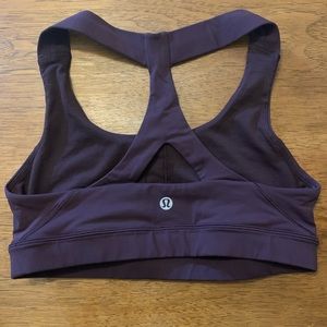 Lululemon sports bra